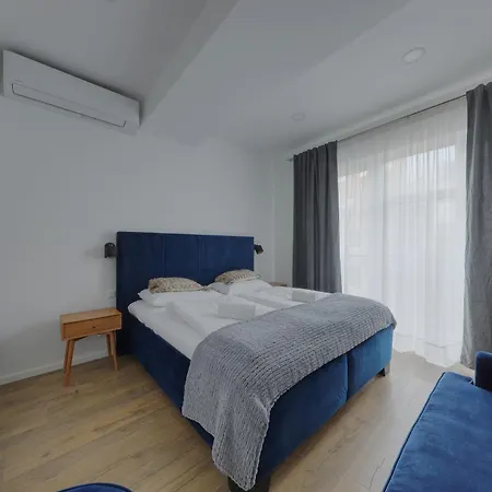 Shone Old Town 2 Bedroom Apartment Bratislava