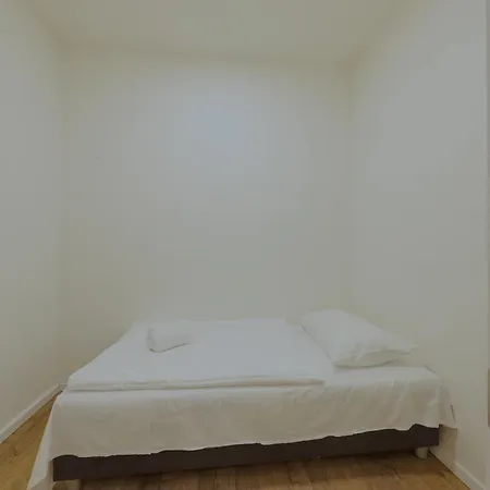 Shone Old Town 2 Bedroom Apartment