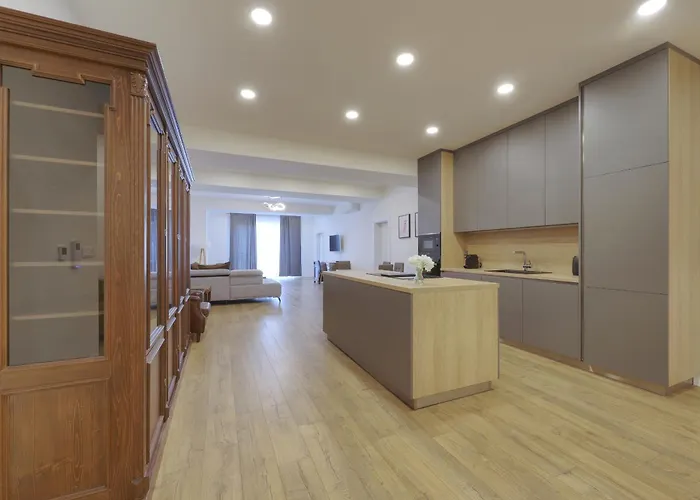 Shone Old Town 2 Bedroom براتسيلافا