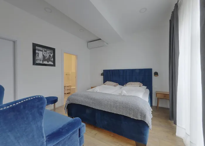 Shone Old Town 2 Bedroom براتسيلافا